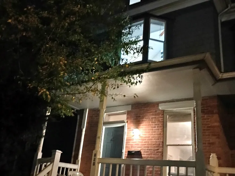 820 Kerr St — Photo 2