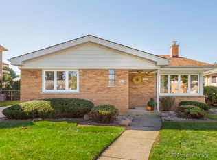 9019 28th St, Brookfield, IL 60513