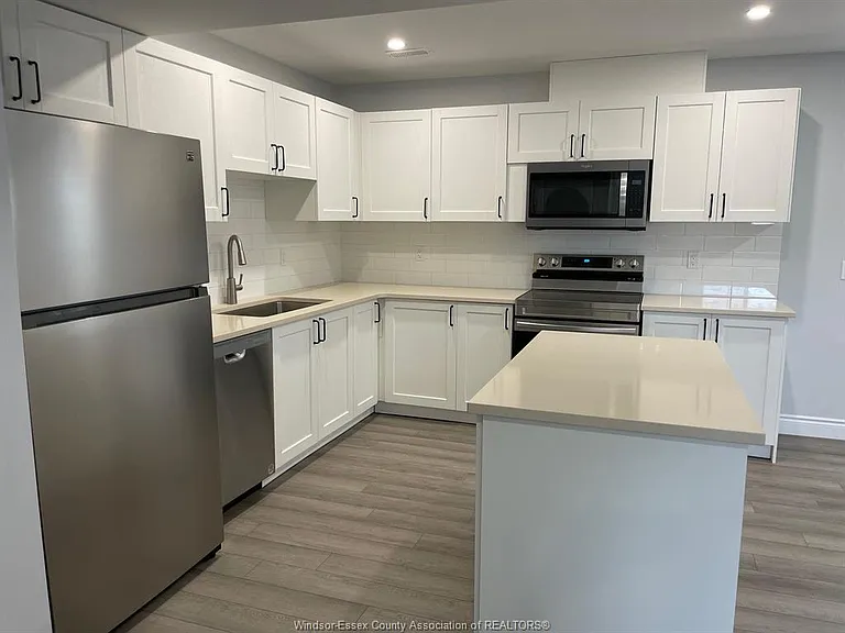 1131 Front Rd #B — Photo 4