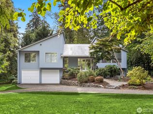 4275 Sorrel Way NE, Bainbridge Island, WA 98110