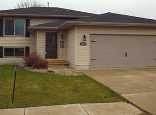 1805 5th St NE, Watertown, SD 57201