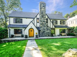 25 Clubway Ln, Hartsdale, NY 10530