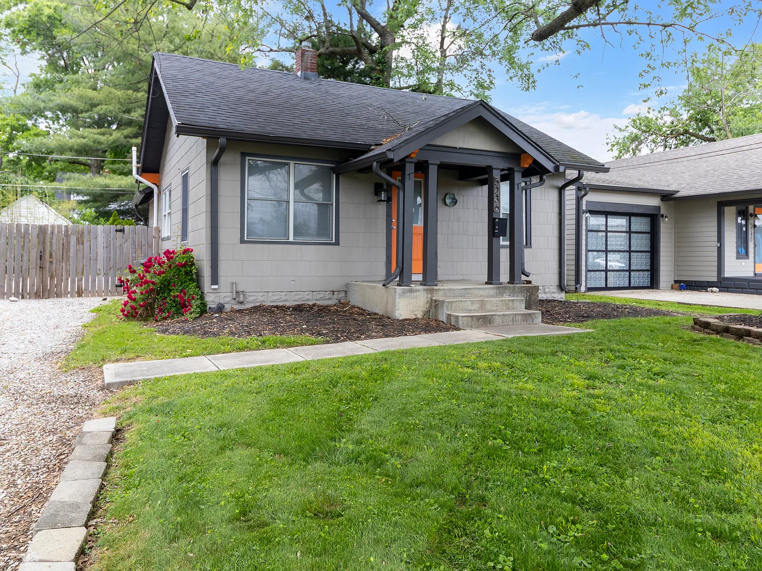 2 bed, 720 sqft, $1,800 — Photo 3