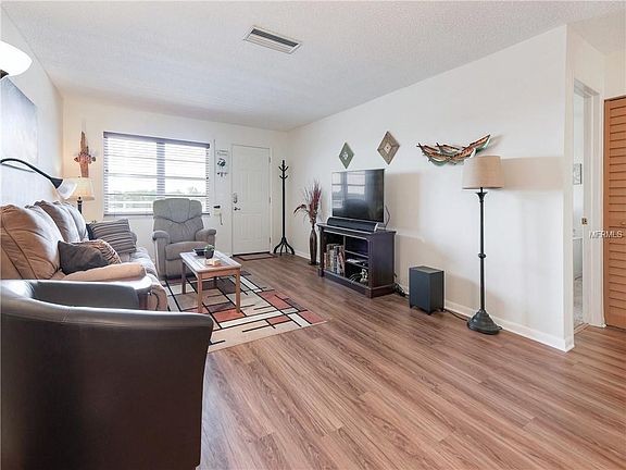 5th image of 5501 80th St N Unit 510