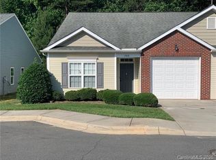 5818 Bradford Lake Ln, Charlotte, NC 28269