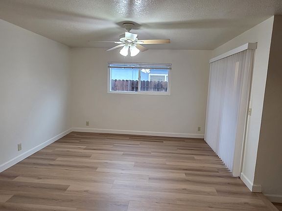 5th image of 175 Woodbury Cir #175