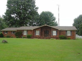 291 Rayburn Rd, Murray, KY 42071