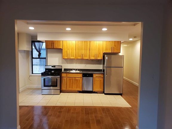 5th image of 545 W 162nd St APT 32