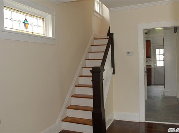 3rd image of 53 Daisy Ave