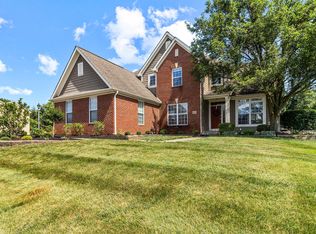 6373 Falcon Chase Dr, Westerville, OH 43082