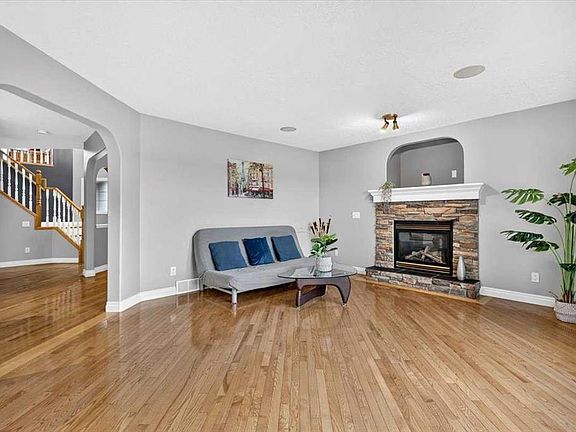5th image of 27 N Arbour Stone Way NW