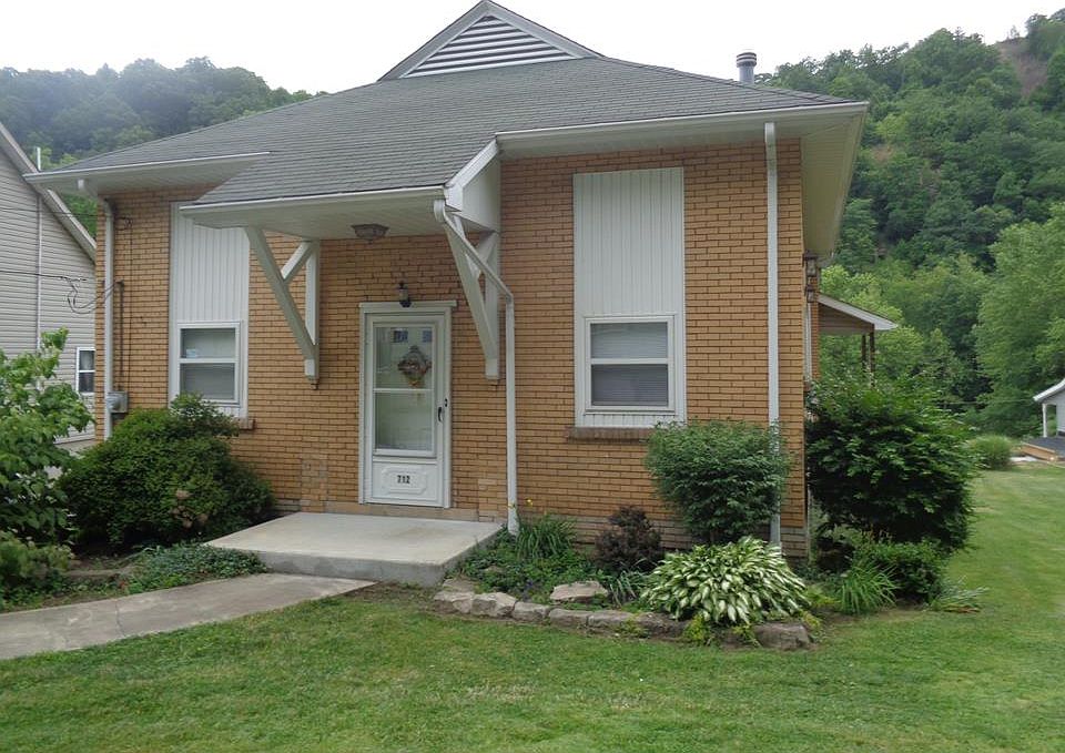 1st image of 712 Stewartson Rd