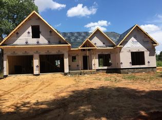 1069 Hilltop Rd, Newton, AL 36352