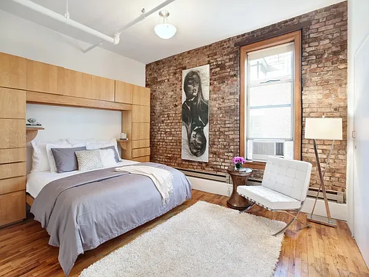 Sold by Sotheby's International Realty | media 7