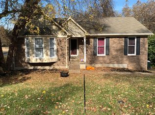 9401 Jo Ct, Jeffersontown, KY