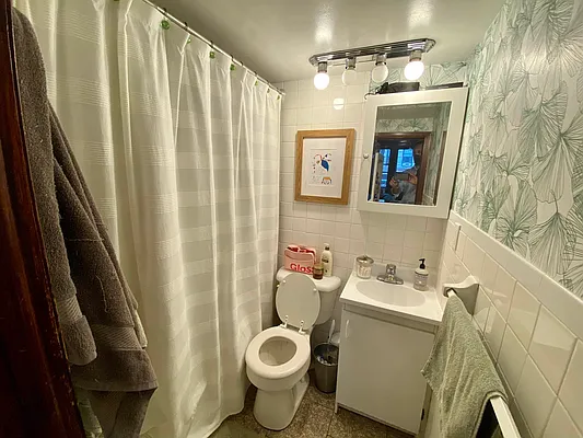 Rented by Corcoran | media 15