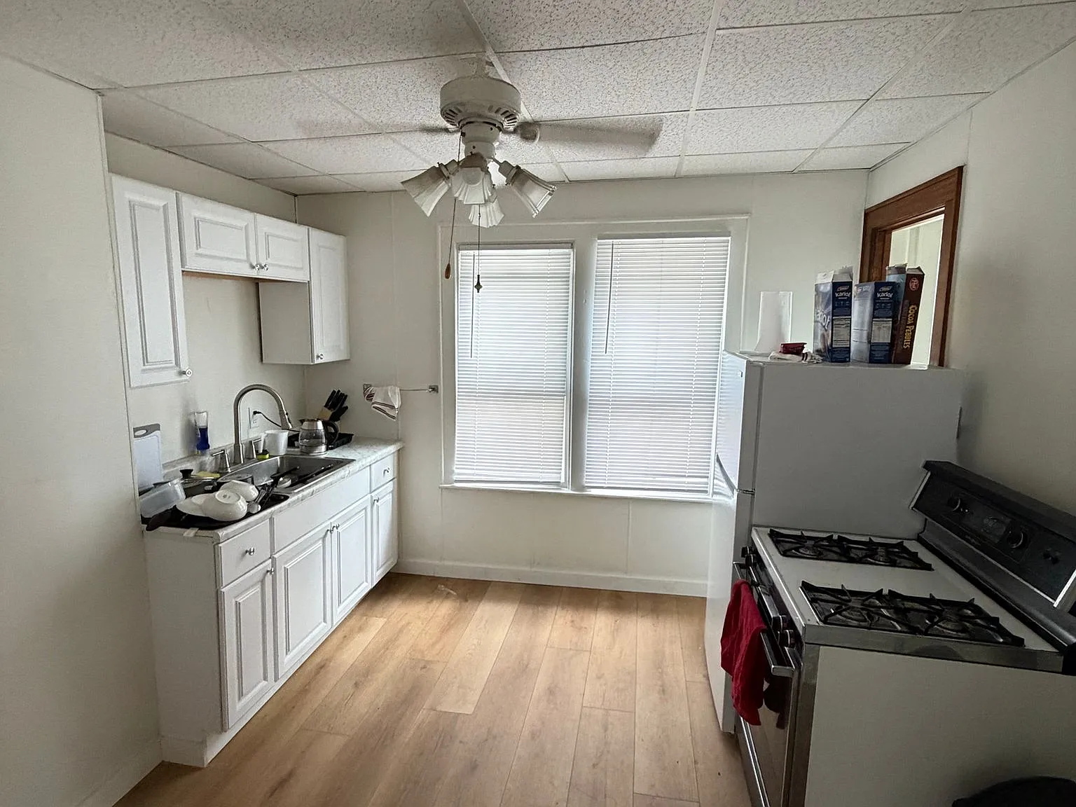 3 bed, $1,695 — Photo 4