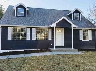 802 E Jefferson St, Washington, IL 61571
