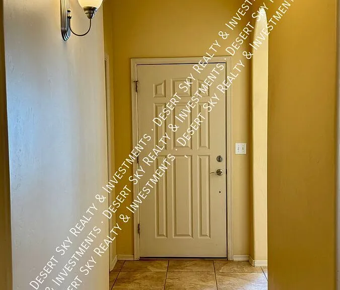 5835 Organ Peak Dr — Photo 3
