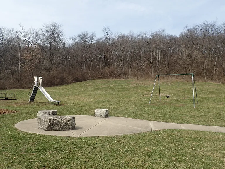 58 Dorman Ave — Photo 33