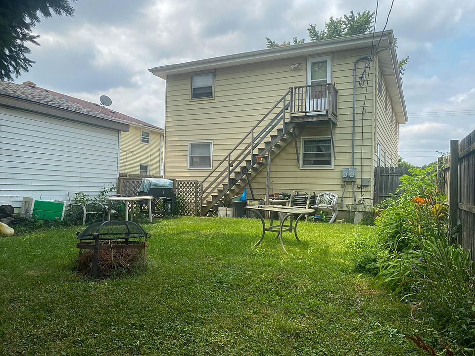 2nd image of 3827 29th Ave