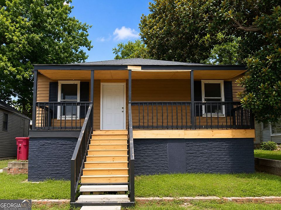1st image of 285 Moughon St