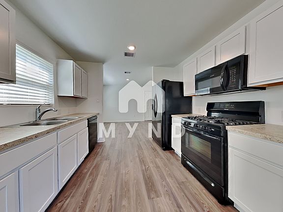 3rd image of 32726 Orchard Haze Dr