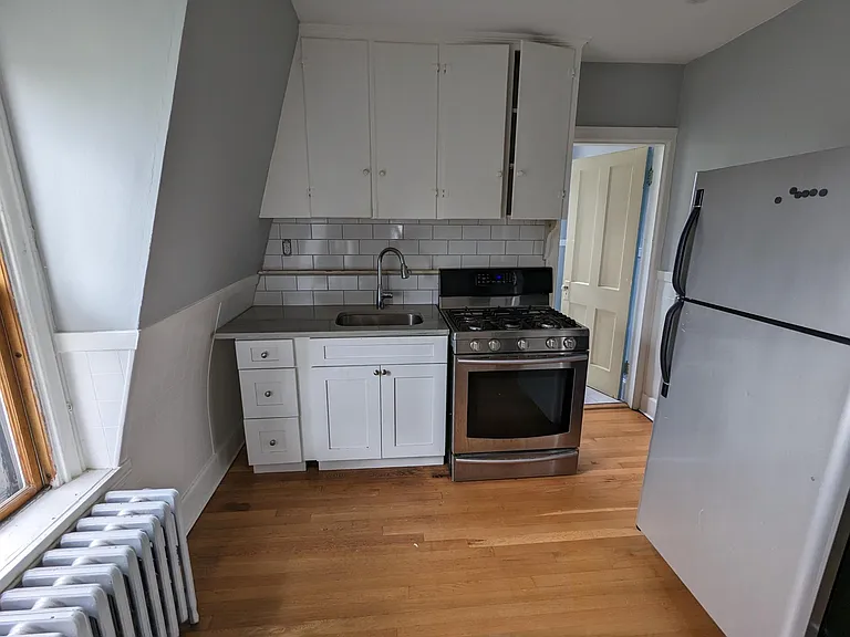 141 Allen St #3W — Photo 1