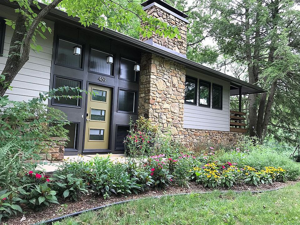 Front Entrance Walk