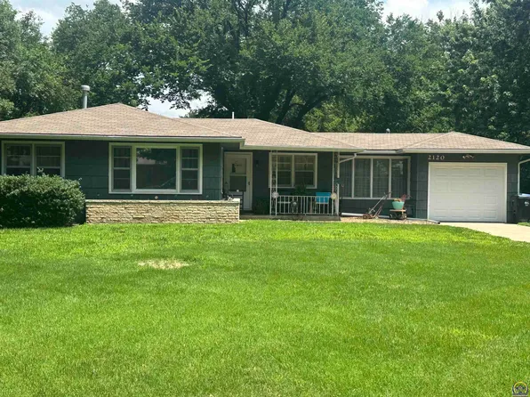 2120 NW Clay St, Topeka, KS 66608