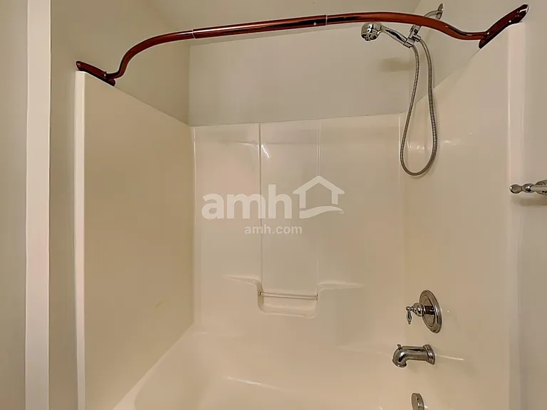 120 Hawleyville Ln — Photo 15