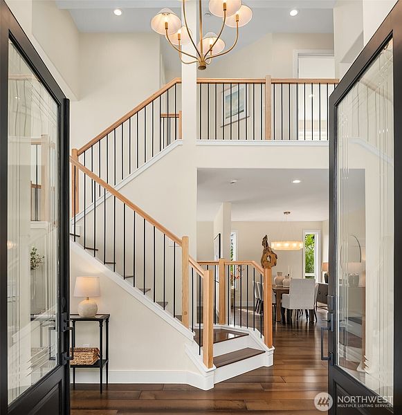 5th image of 3246 W Lake Sammamish Parkway NE