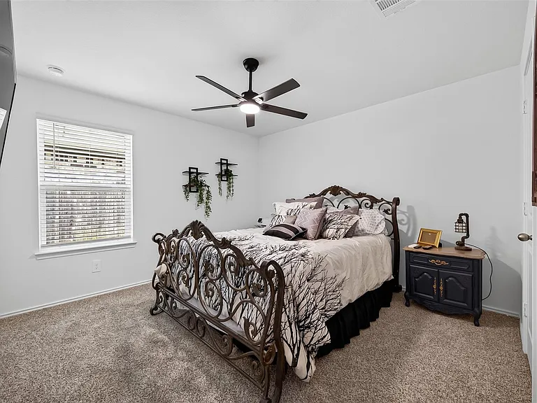 14319 Rain Dr — Photo 24