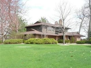 271 Samoa Dr, Akron, OH 44319
