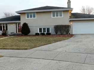 7749 Sequoia Ct, Orland Park, IL