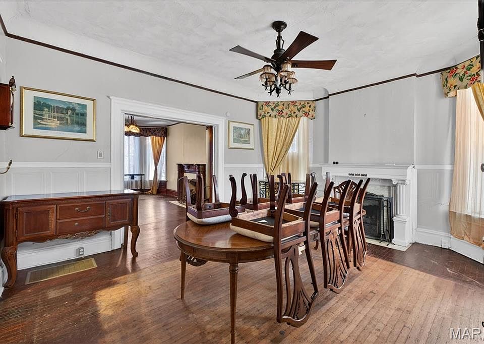 16th image of this home