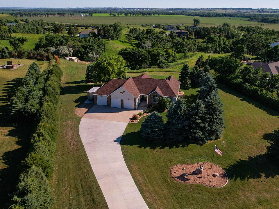 1st image of 4601 Blue Spruce Rd
