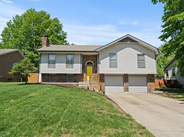 1650 SE 5th St, Lees Summit, MO 64063