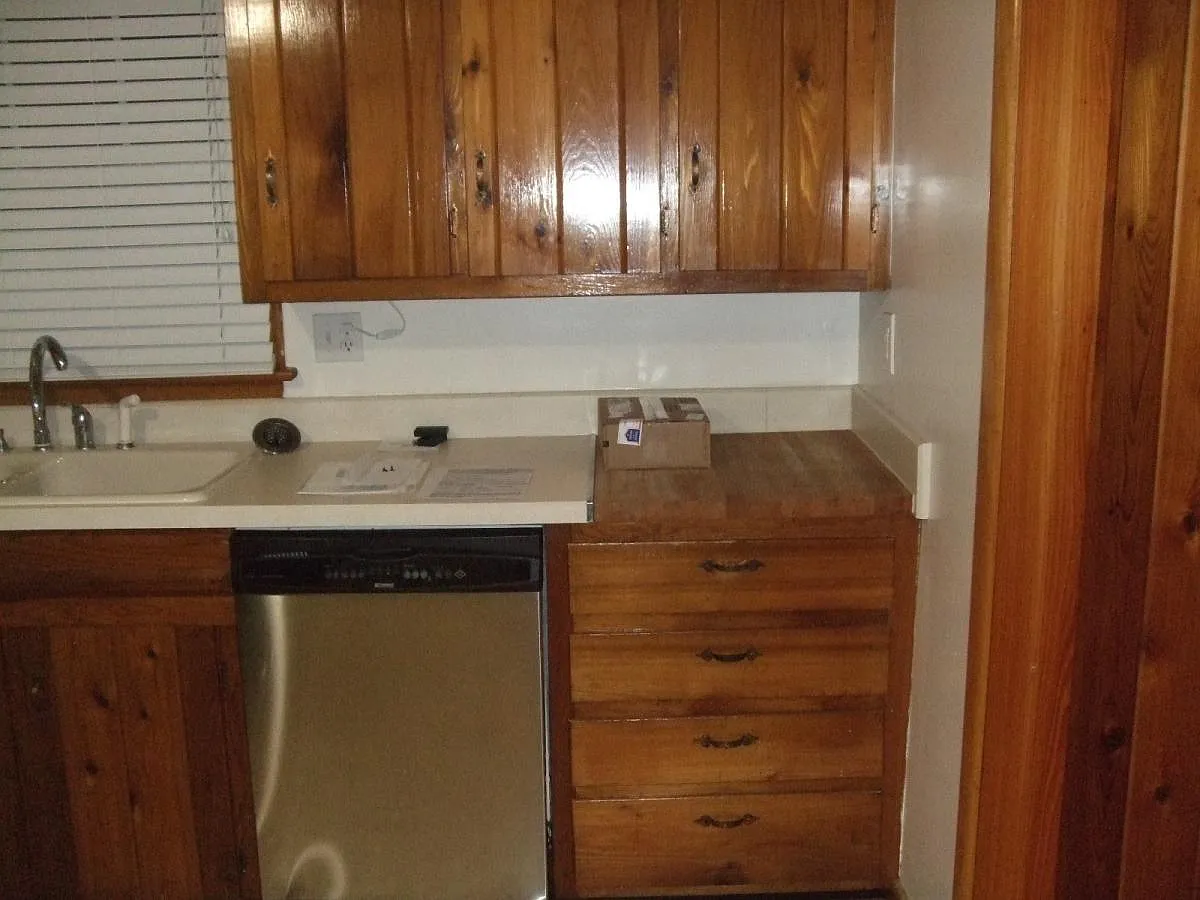 3 bed, 2002 sqft, $2,800 — Photo 4