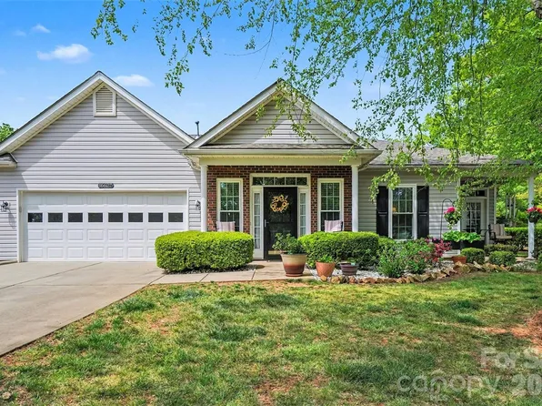 16627 Timber Crossing Rd, Charlotte, NC 28213