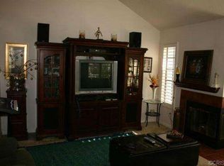 296 Spruce Ct, Azusa, CA 91702