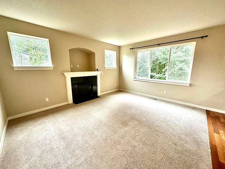 9500 SW Diamond View Way — Photo 2