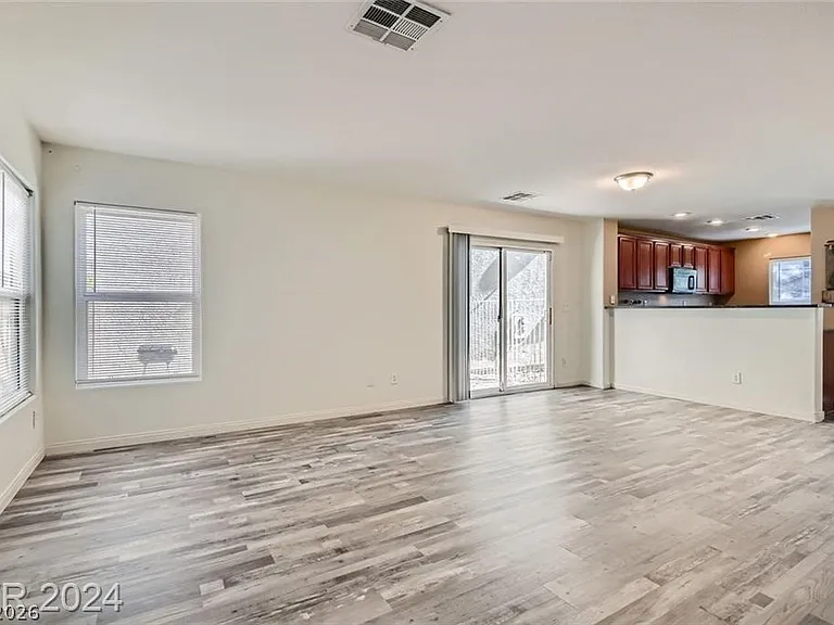 11925 Jersey Lilly St — Photo 3