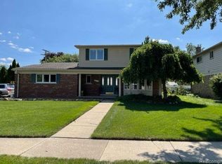 4576 Kirkwood Dr, Sterling Heights, MI 48310