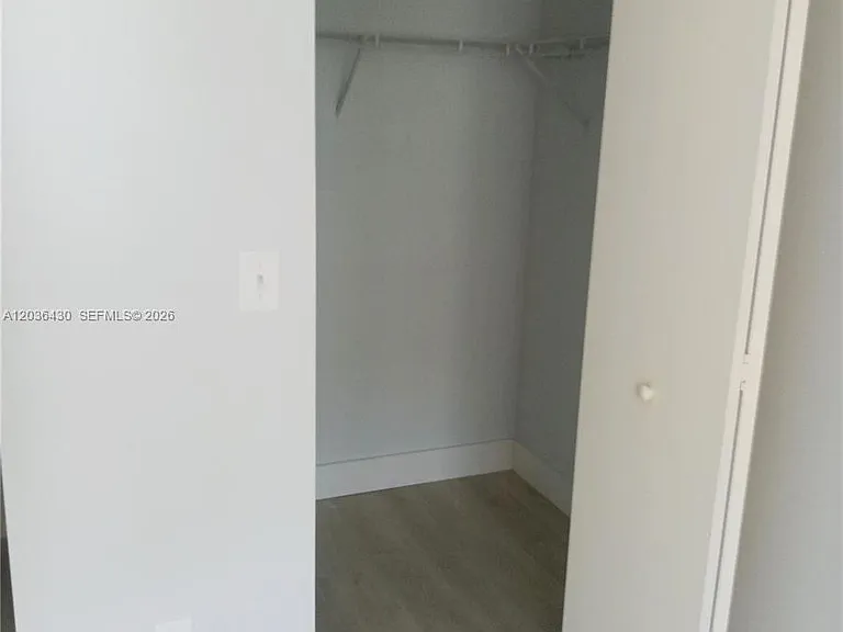 18800 NE 29th Ave #619 — Photo 11