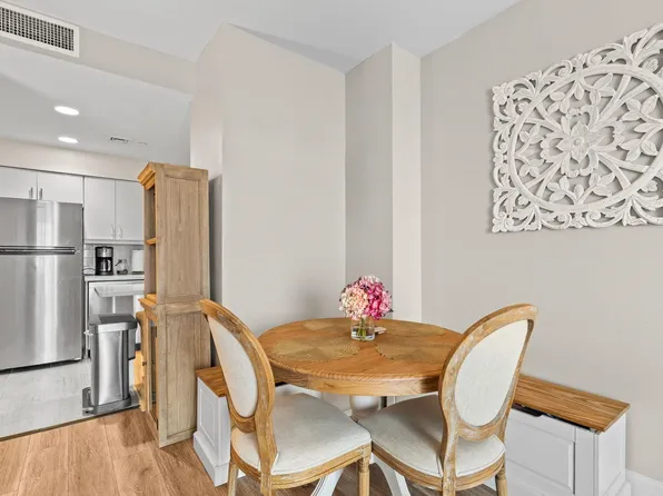 100 Shearwater Ct East image 5 of 36