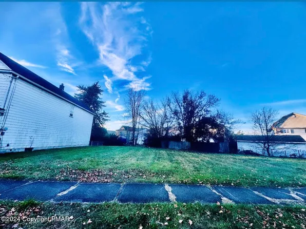 52 Jay St, Wilkes Barre, PA 18705