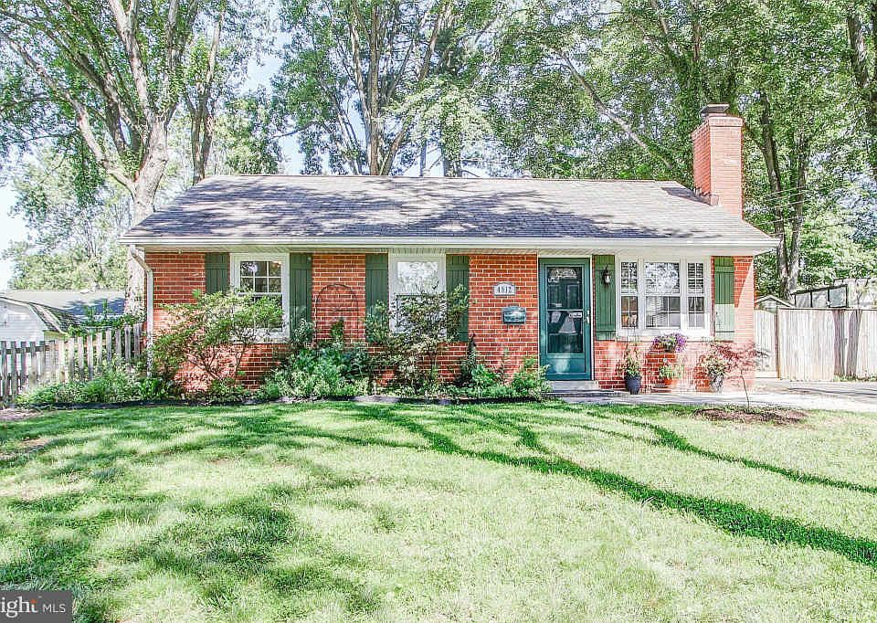 1st image of 4912 Bristow Dr