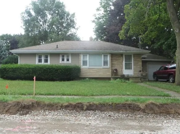 416 Cherry St, Adrian, MI 49221