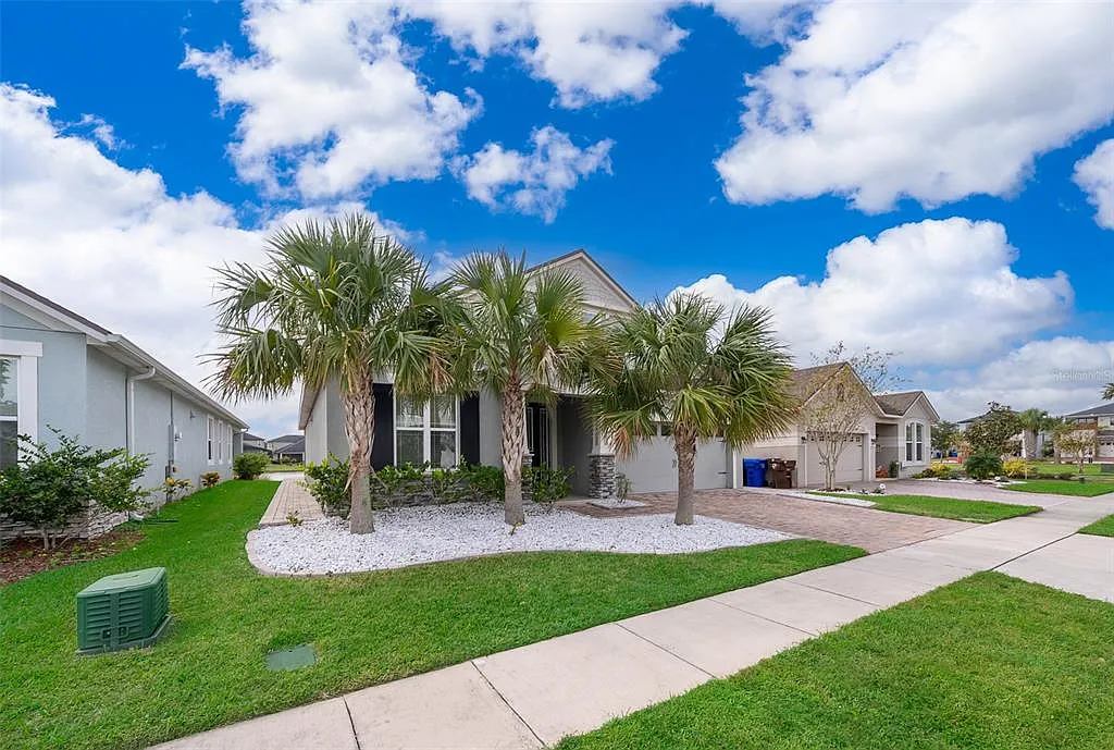 5 bed, 4.5 bath, 2937 sqft, $3,600 — Photo 3